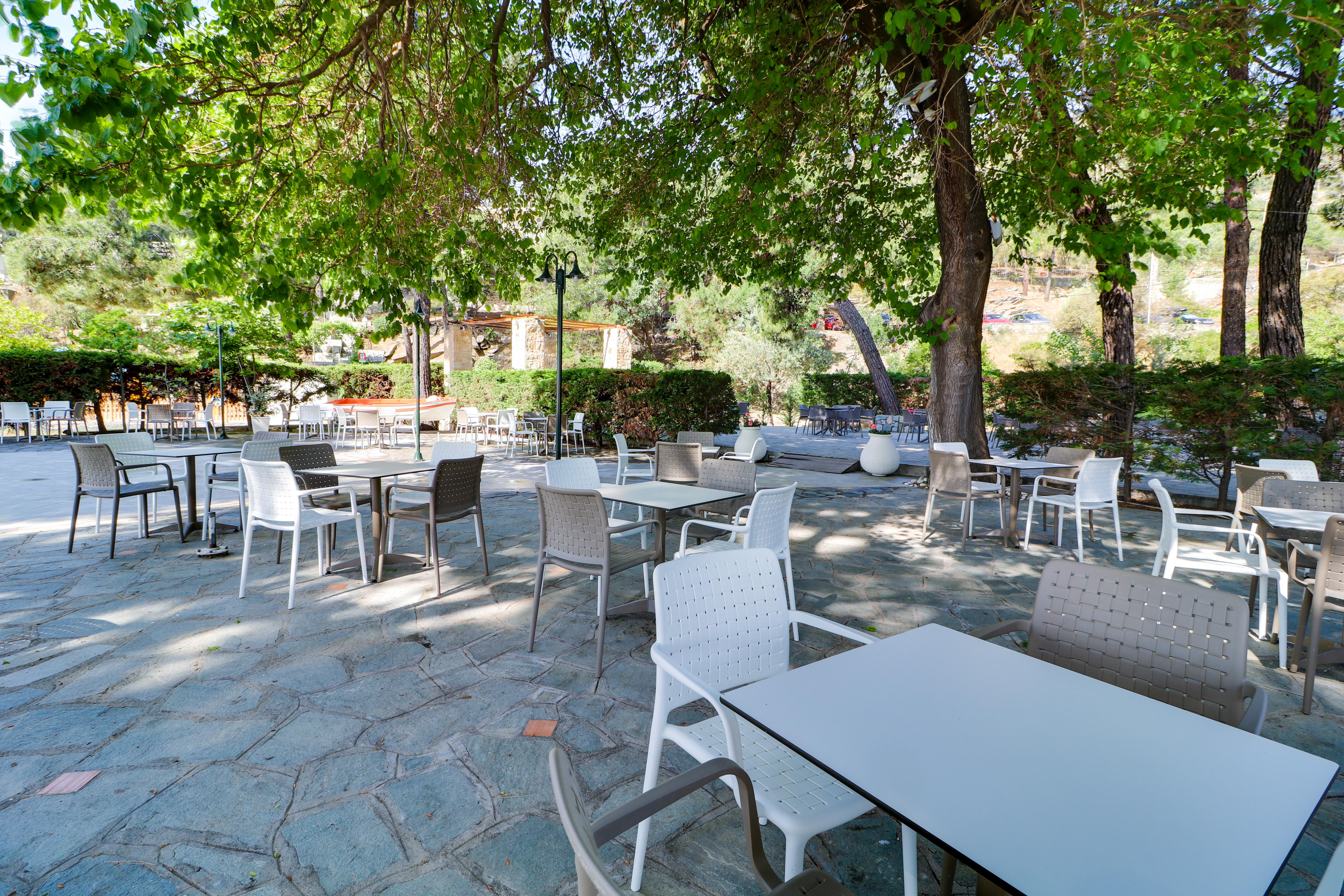 Tosca Beach Hotel Palaiontsiflikion Bagian luar foto