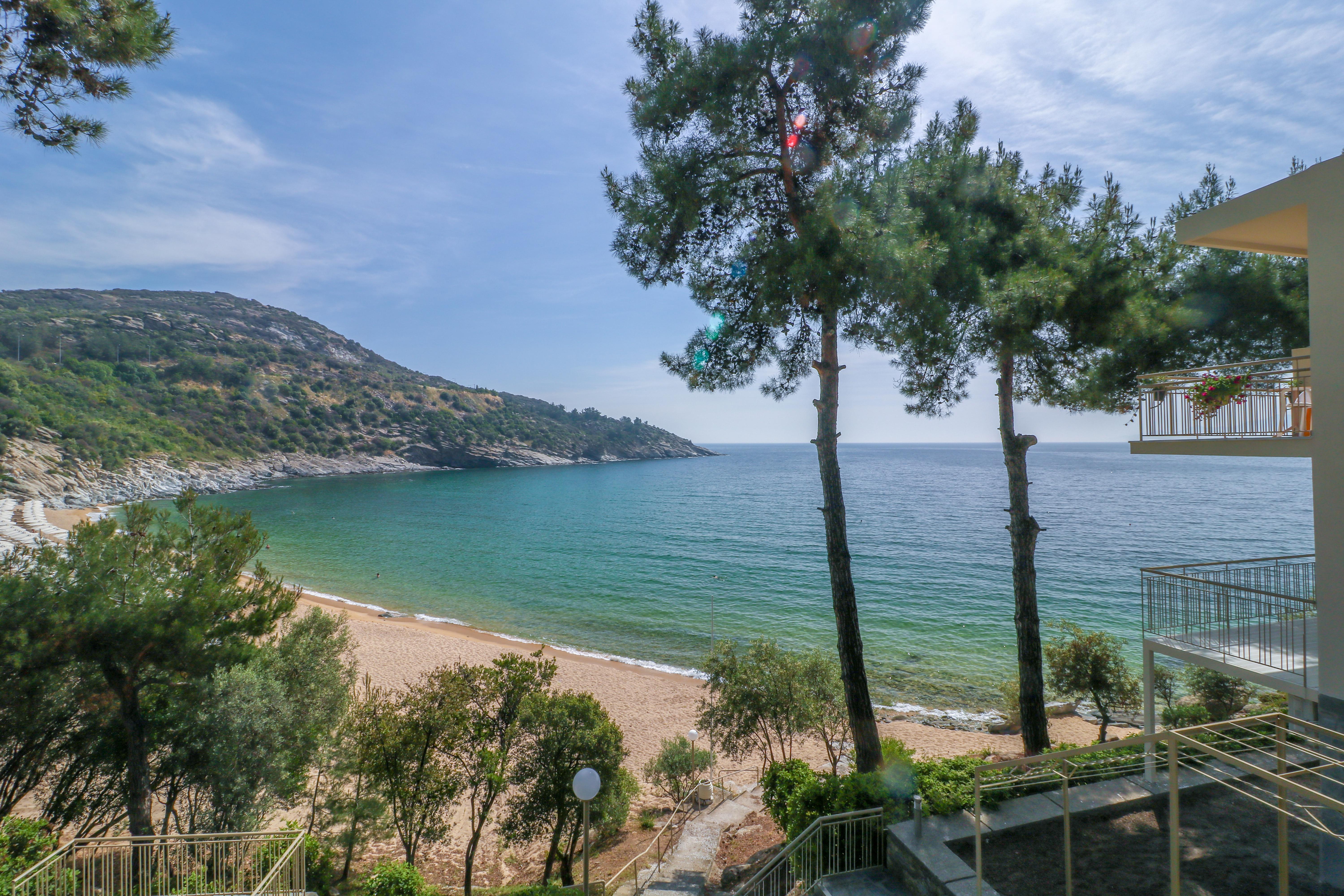 Tosca Beach Hotel Palaiontsiflikion Bagian luar foto