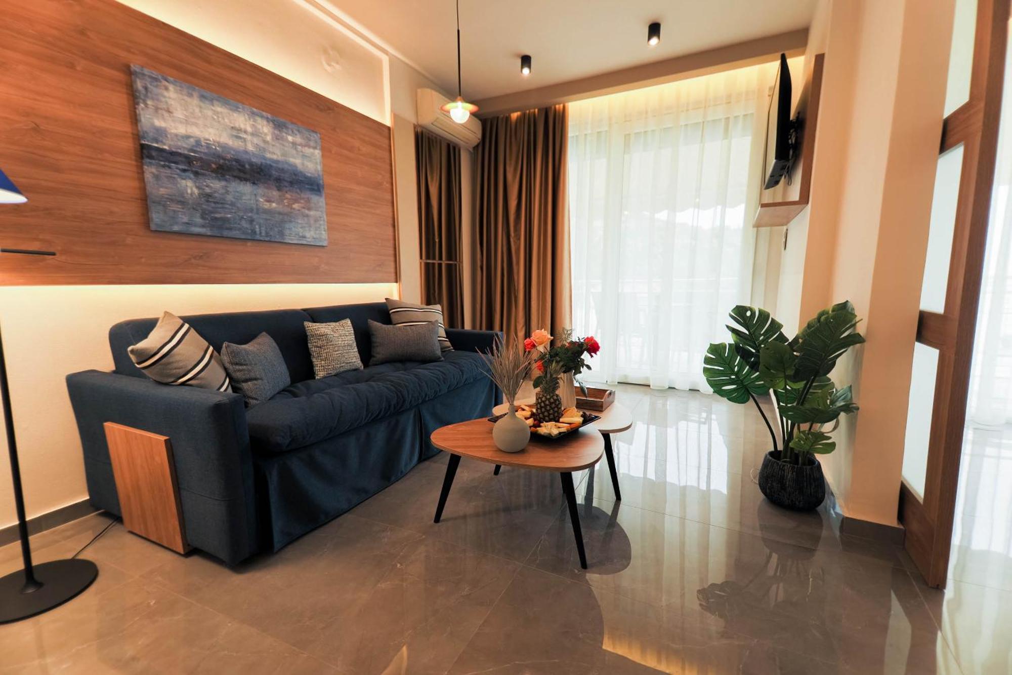 Tosca Beach Hotel Palaiontsiflikion Bagian luar foto